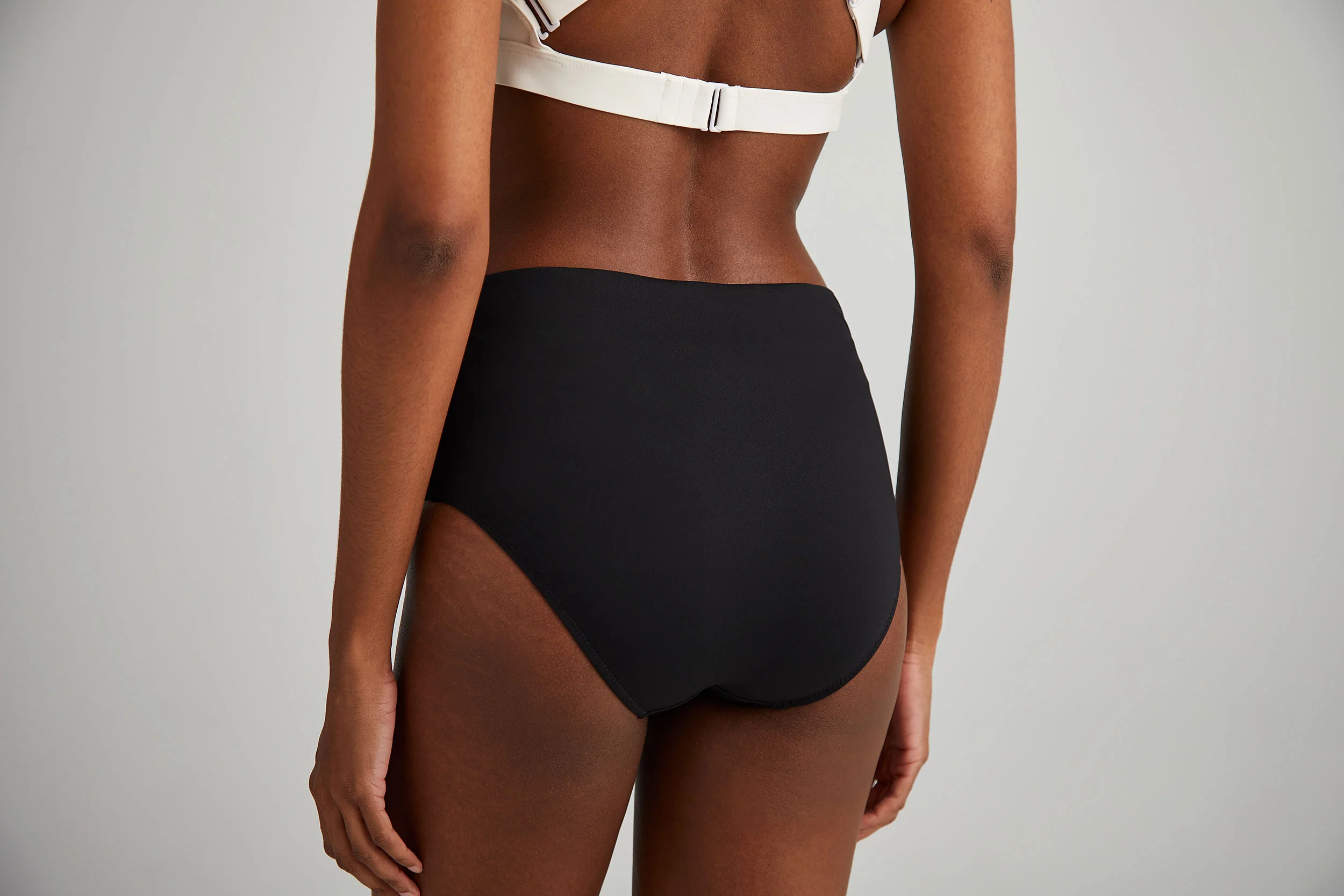 Laga (bas de maillot) - Image 9