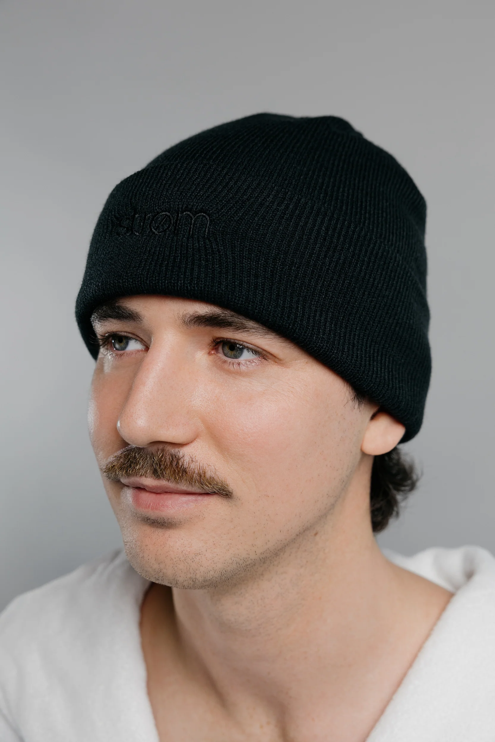 Tuque tricot à revers - Image 6